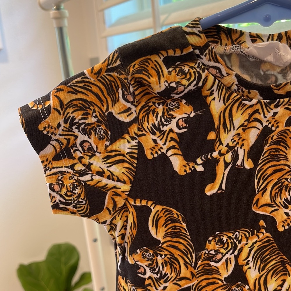 PHOENIX AND THE FOX sz 1 Organic Cotton baby romper unisex girl boy Tiger print - Picture 7 of 12